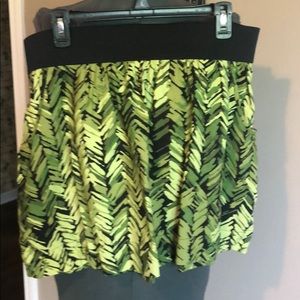 Apt. 9 Skirt Sz XL Elastic Waist Green/Black